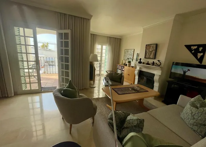 Feriehus - House - Sleeps 4 - Pool - Sea View Marbella